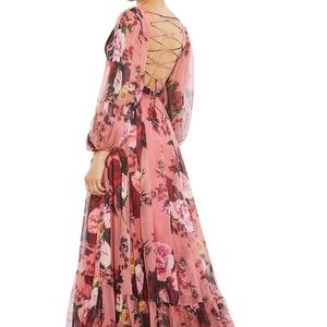 Mac Duggal Floral Chiffon Dress NWOT Size 6